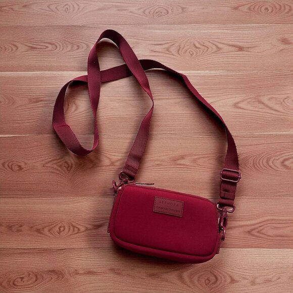 DAGNE DOVER x Sephora Red Travel Zip Crossbody Bag - Picture 1 of 7
